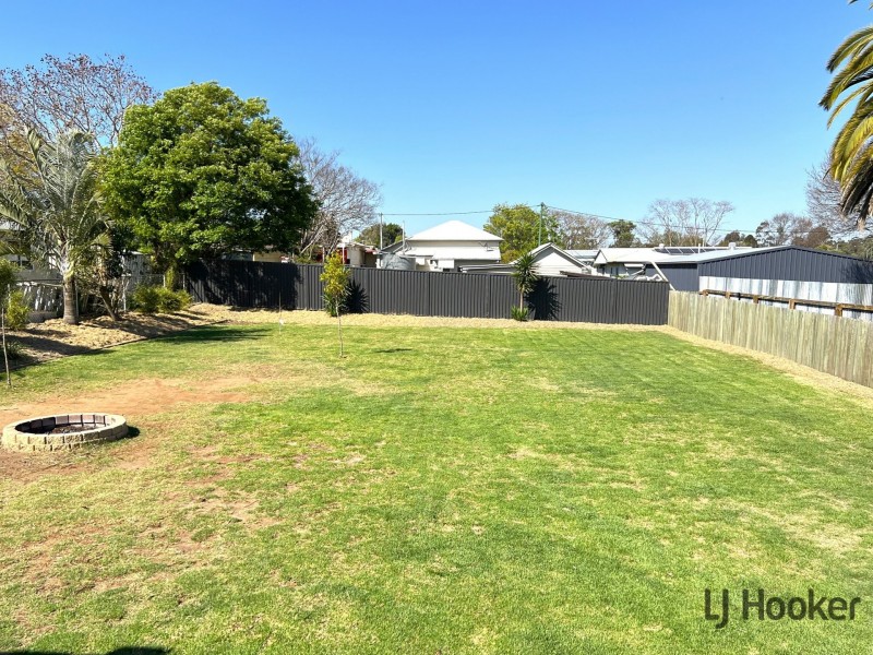 10 Gooyong Street, Kingaroy QLD 4610