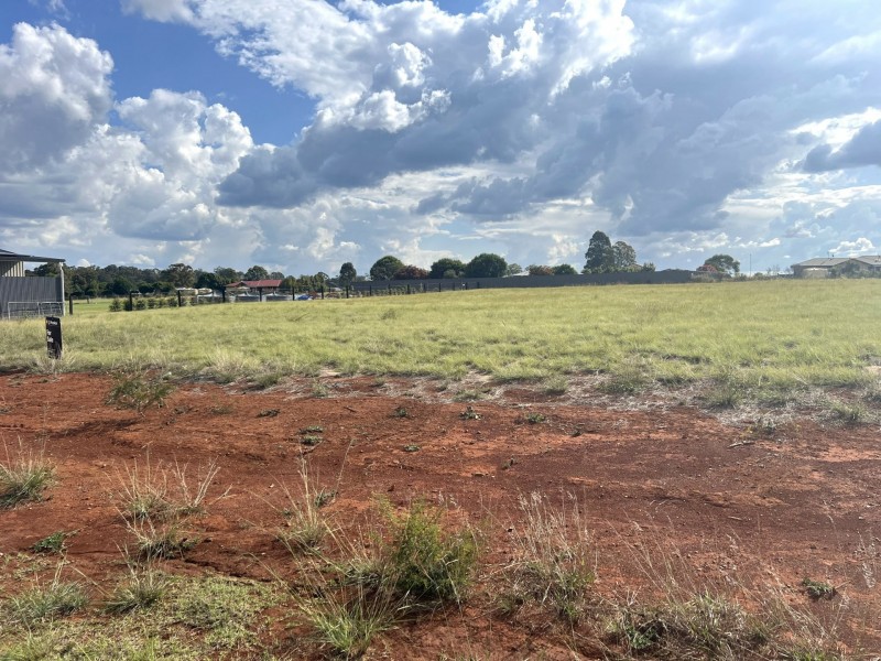 115-117 Premier Drive, Kingaroy QLD 4610