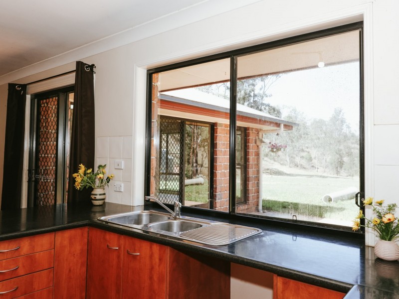 408 Hamilton Road, Nanango QLD 4615