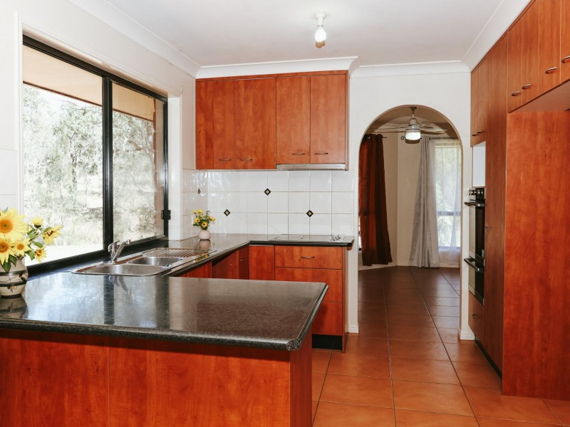 408 Hamilton Road, Nanango QLD 4615