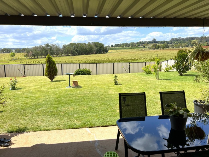 40 Frangipani Drive, Kingaroy QLD 4610