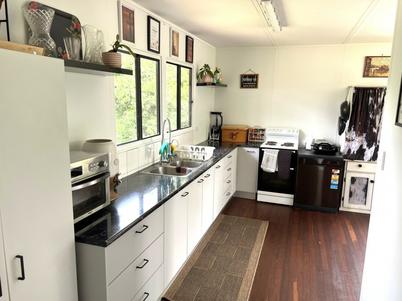 5 Goode Street, Nanango QLD 4615