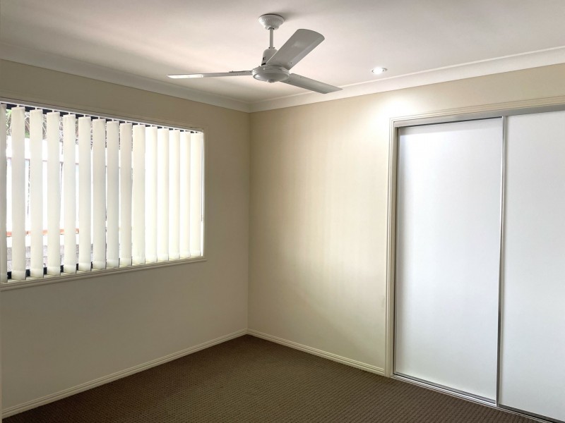 27 Banksia Drive, Kingaroy QLD 4610