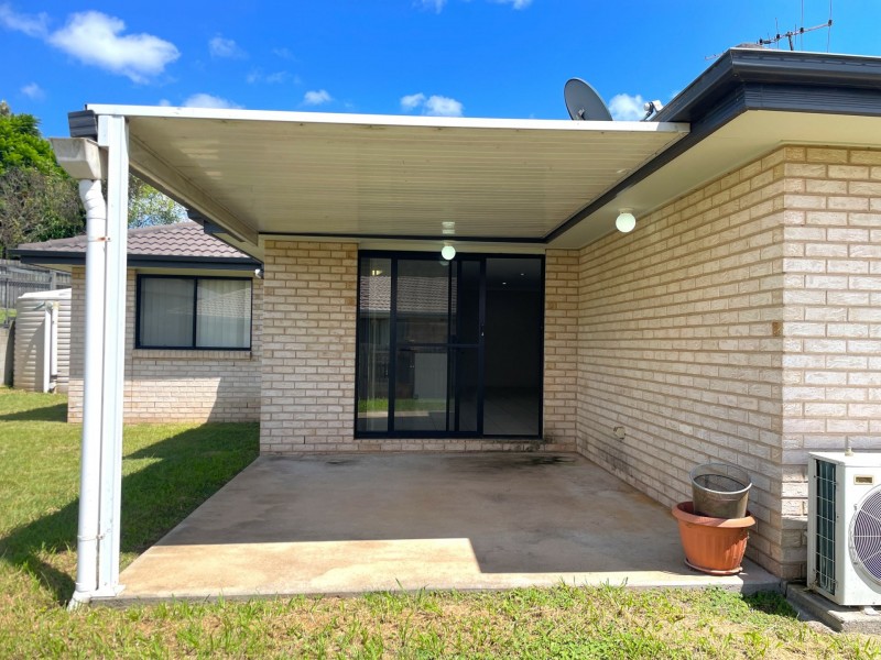 27 Banksia Drive, Kingaroy QLD 4610