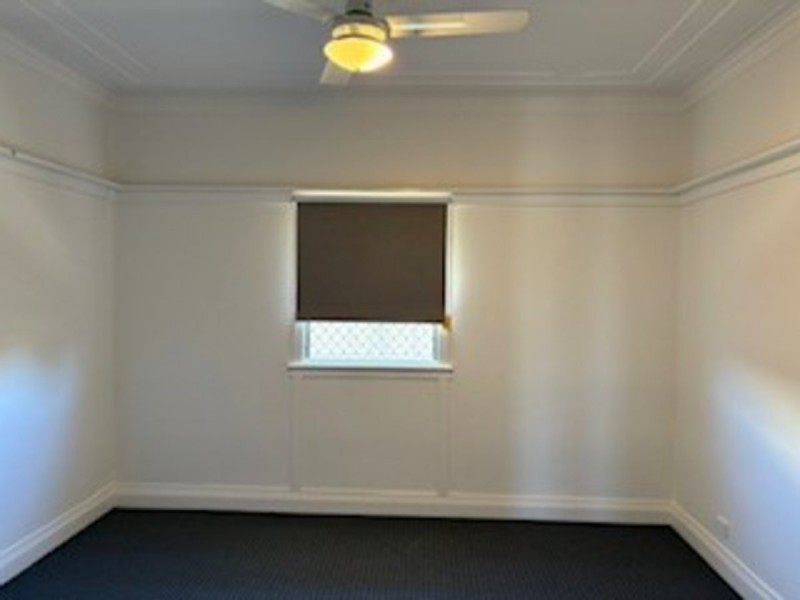 1 Clark Close, Kingaroy QLD 4610