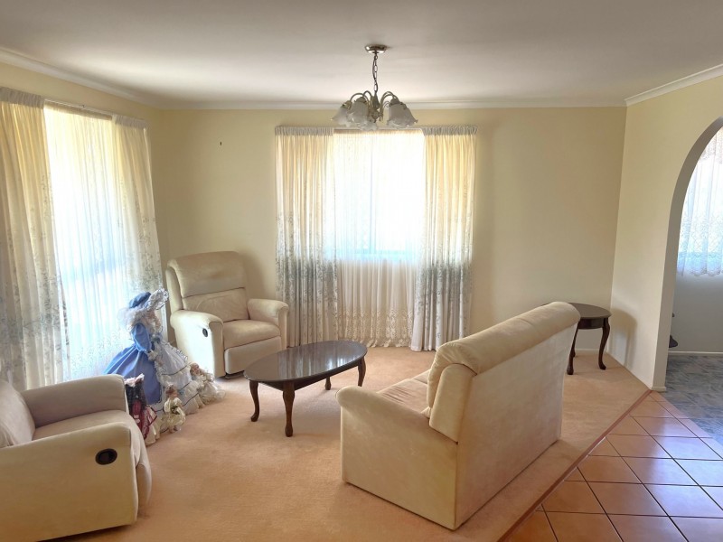 24 Nolan Drive, Kingaroy QLD 4610