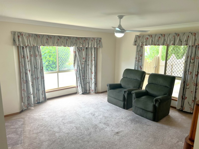 53 Cowie Drive, Kingaroy QLD 4610