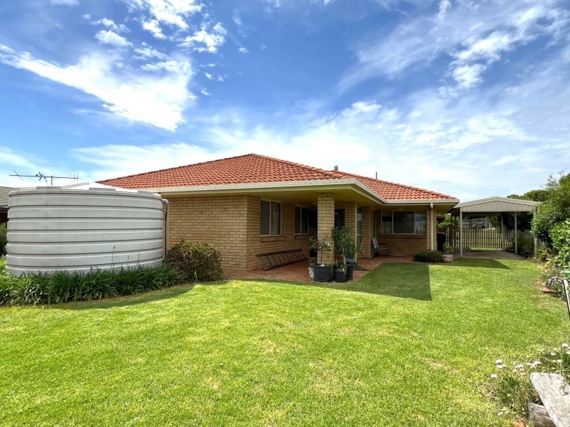 53 Cowie Drive, Kingaroy QLD 4610