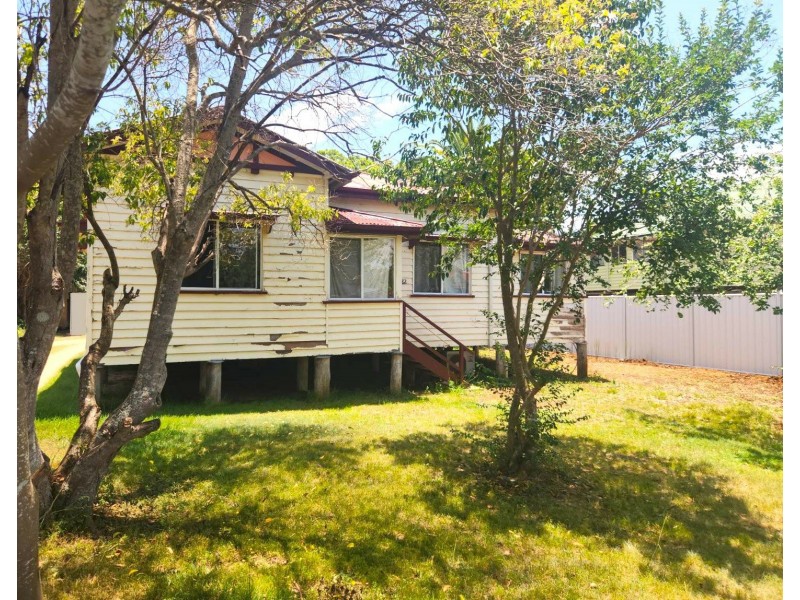 22 James Street, Kingaroy QLD 4610