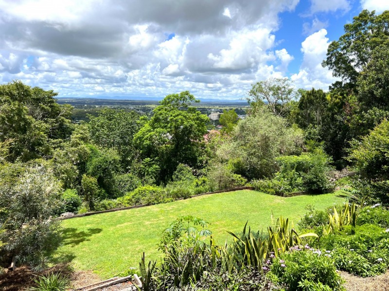 17 Coral Street, Kingaroy QLD 4610