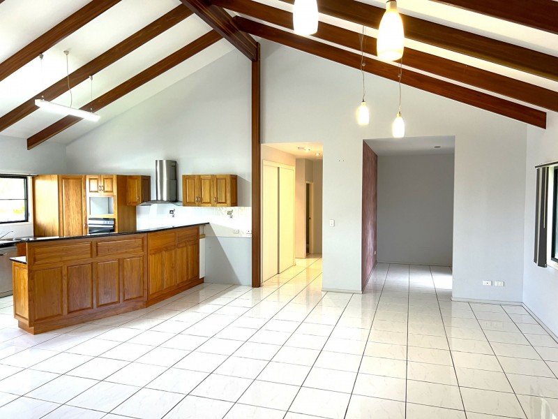 1 Adermann Drive, Kingaroy QLD 4610