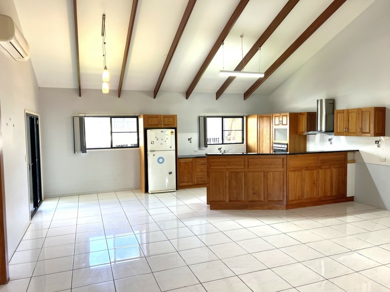 1 Adermann Drive, Kingaroy QLD 4610