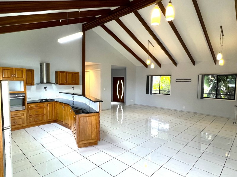 1 Adermann Drive, Kingaroy QLD 4610