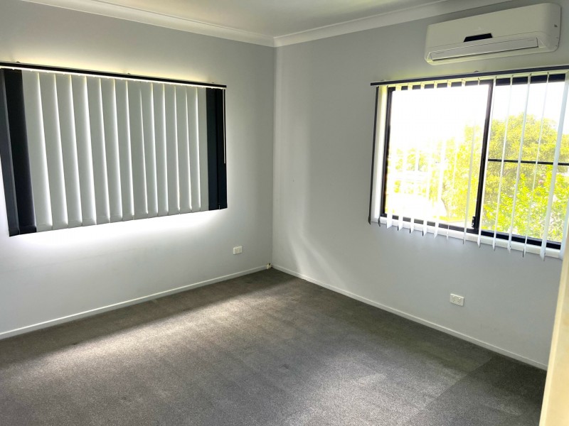 1 Adermann Drive, Kingaroy QLD 4610