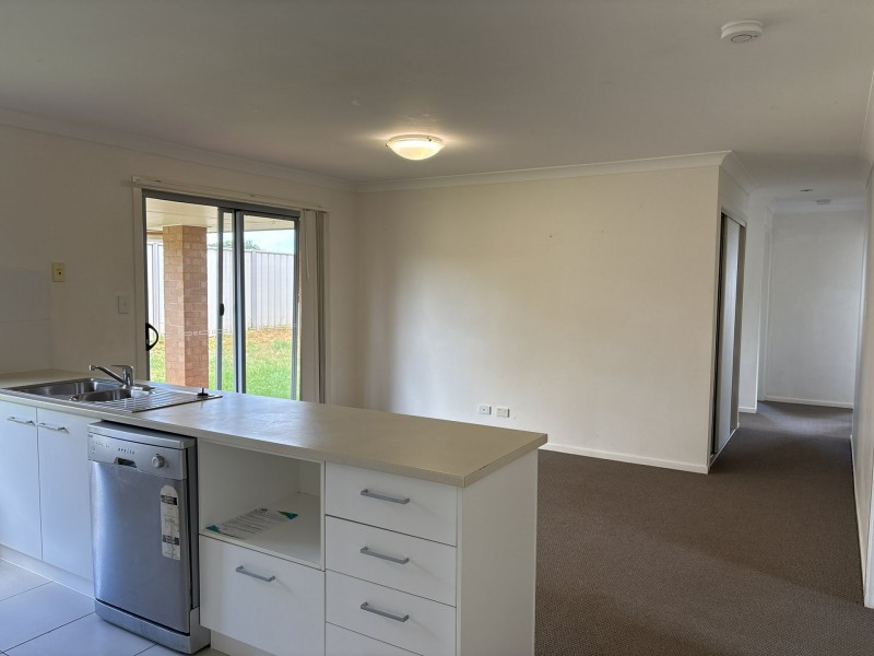 21 Casuarina Street, Kingaroy QLD 4610