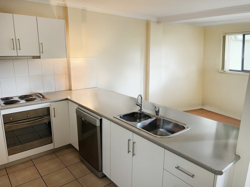 Unit 6/6-8 Gladys Street, Kingaroy QLD 4610