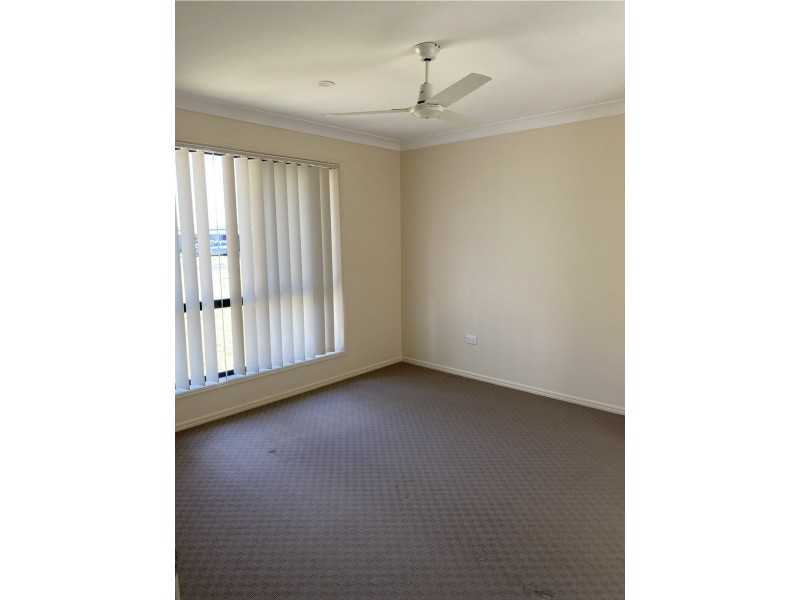 17 Oasis Drive, Kingaroy QLD 4610