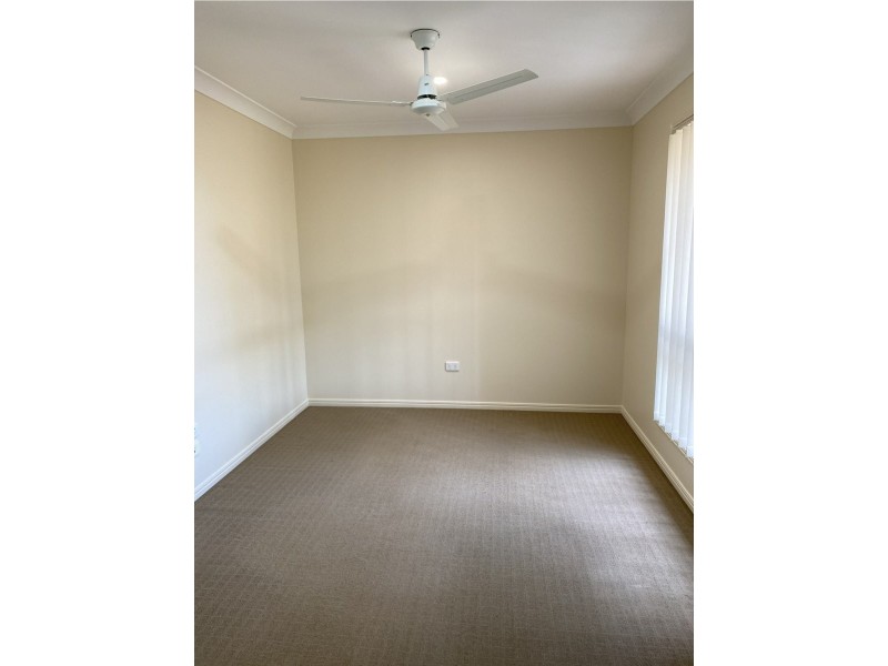 17 Oasis Drive, Kingaroy QLD 4610