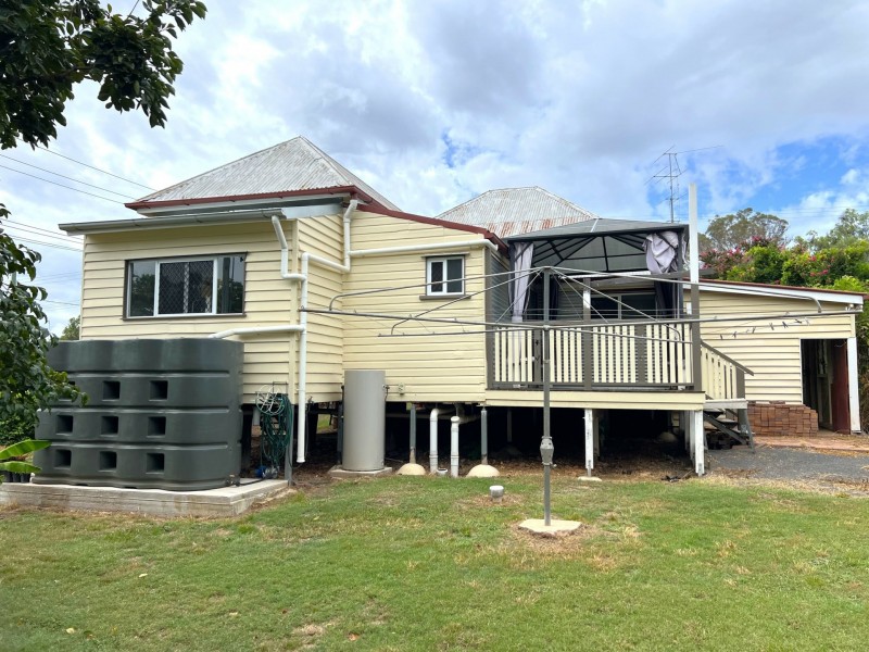 83 Pring st, Wondai QLD 4606