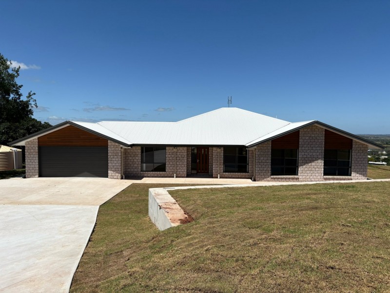 6 Bunya Drive, Kingaroy QLD 4610