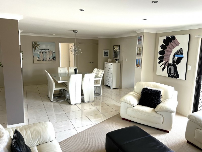 37 Hillview Parade, Kingaroy QLD 4610