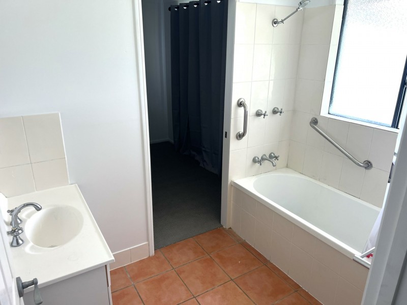 5 Club Court, Nanango QLD 4615