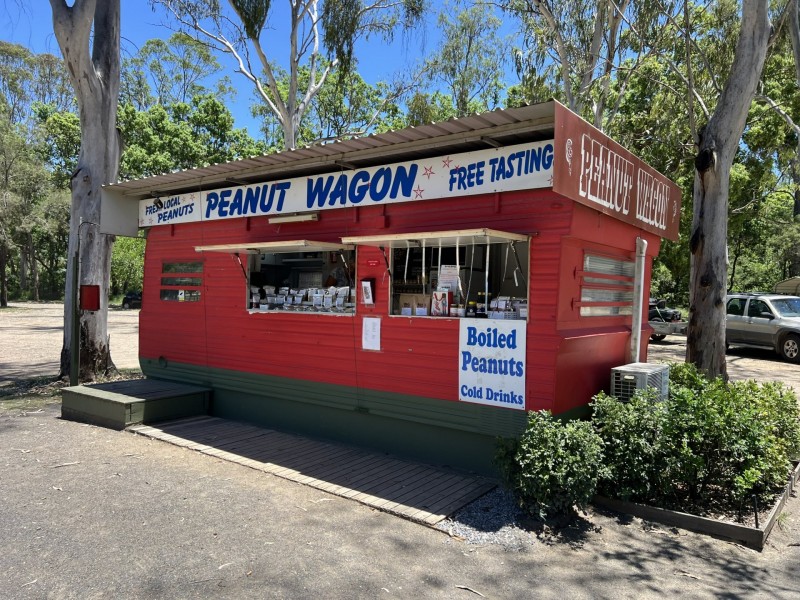 Peanut Wag D’Aguilar Hwy, Nanango QLD 4615