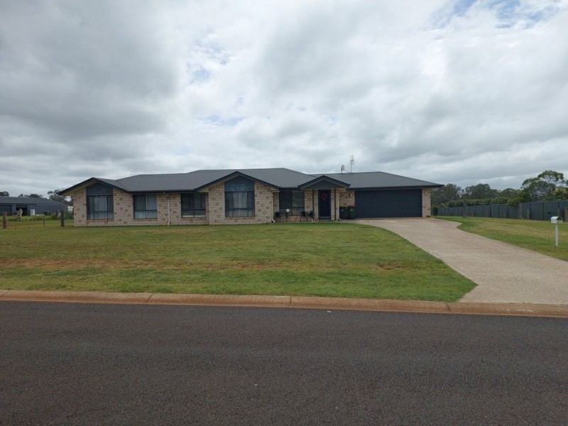 62-64 Rosella Pde, Kingaroy QLD 4610