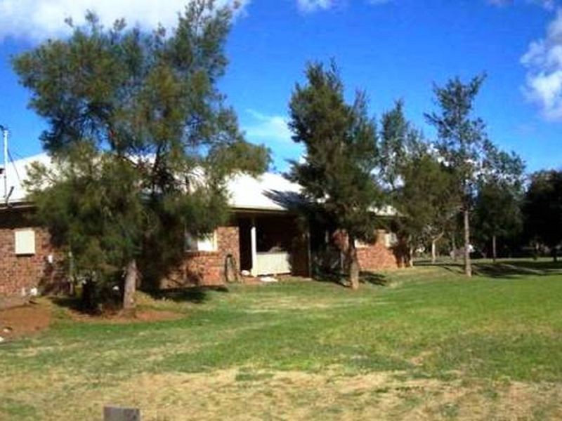 2/2 Rosedale Street, Kingaroy QLD 4610