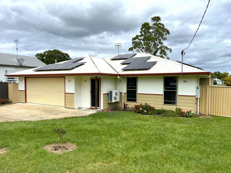 23 Stephens Street East, Murgon QLD 4605