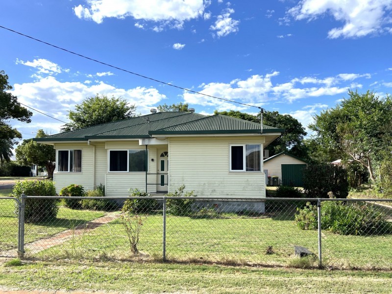 44 Avoca Street, Kingaroy QLD 4610