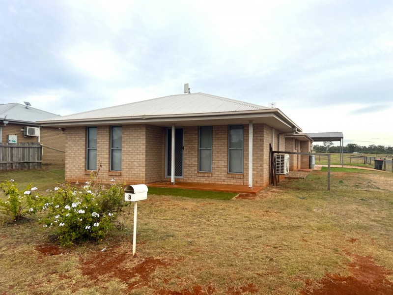 8 Lord Street, Memerambi QLD 4610