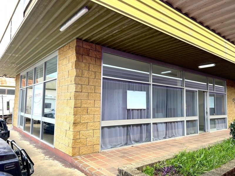 Shop 4/42-48 Fitzroy Street, Nanango QLD 4615