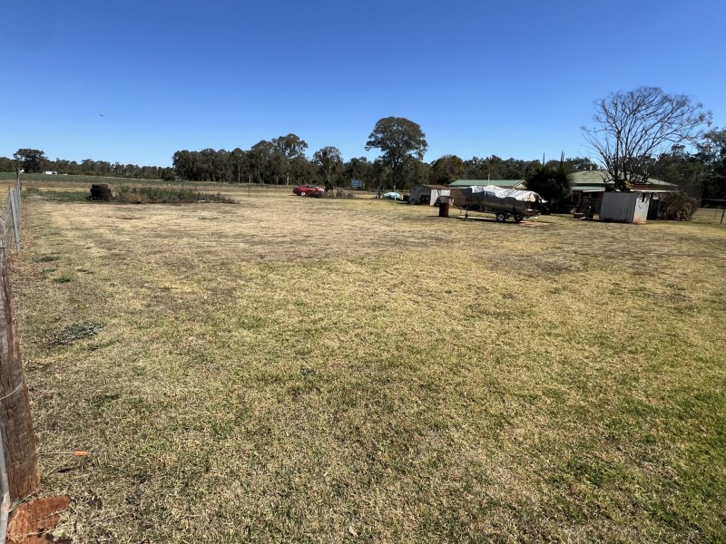 1 Squire street, Memerambi QLD 4610