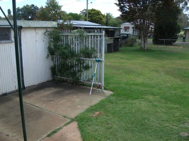 10 Reen Street, Kingaroy QLD 4610