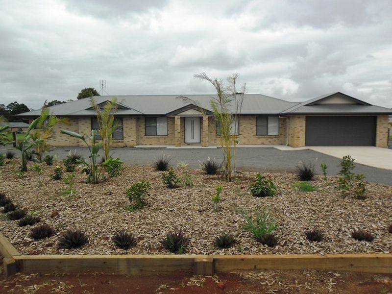 18 – 20 Rosella Parade, Kingaroy QLD 4610