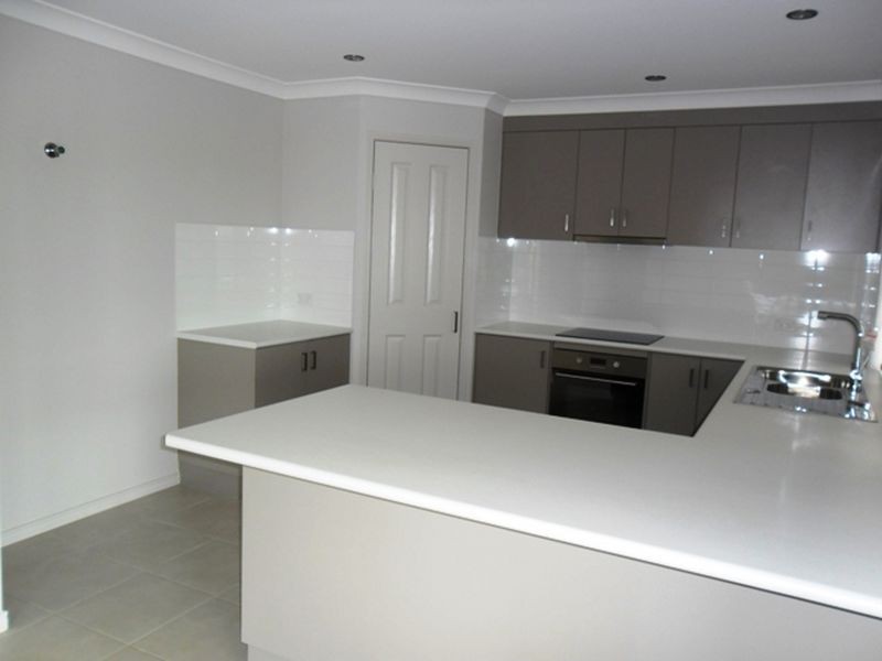 18 – 20 Rosella Parade, Kingaroy QLD 4610