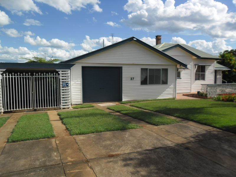 37 Coral Street, Kingaroy QLD 4610