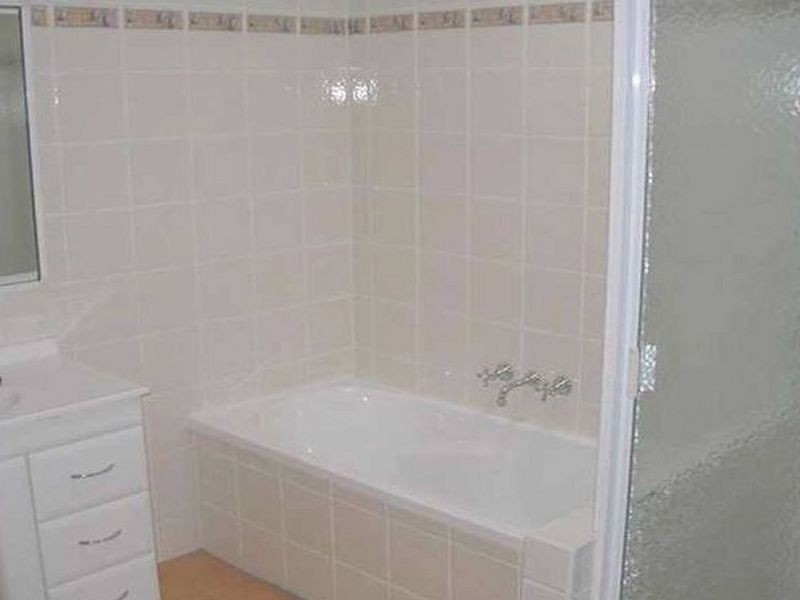 2/36 Edward Street, Kingaroy QLD 4610