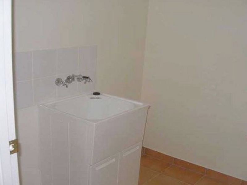 2/36 Edward Street, Kingaroy QLD 4610