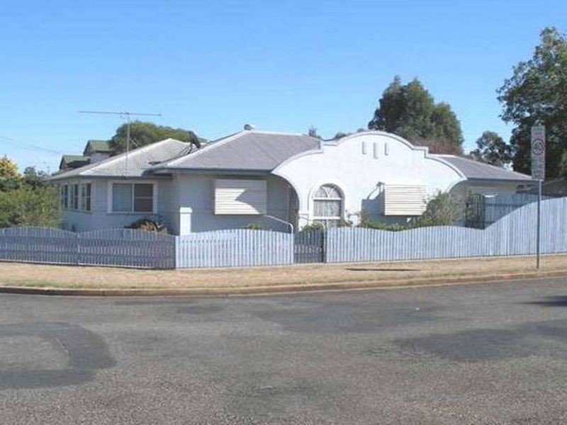 1 Glendon Street, Kingaroy QLD 4610