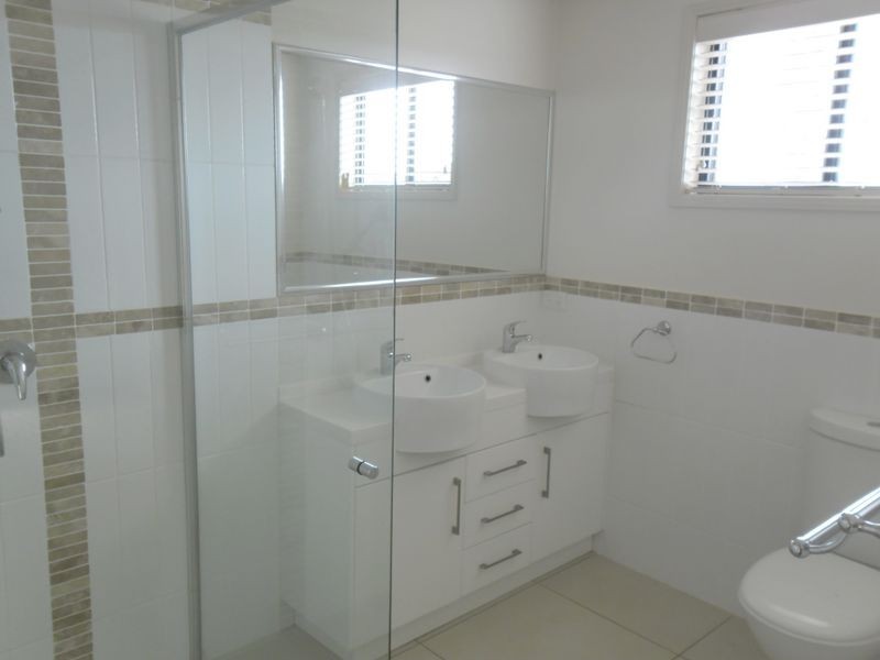 6-8 Peregrine Drive, Kingaroy QLD 4610