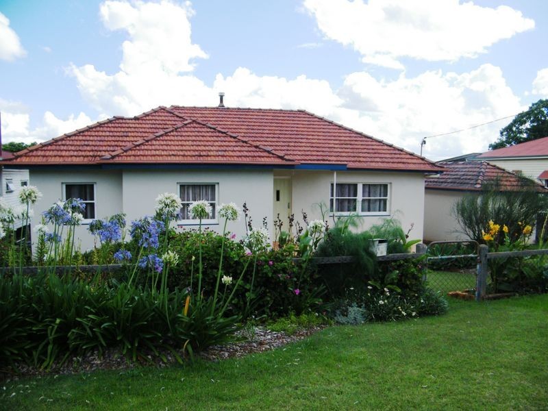 11 Webster Street, Kingaroy QLD 4610