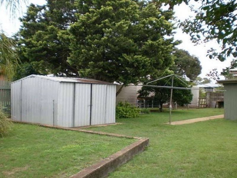 18 Baron Street, Kingaroy QLD 4610