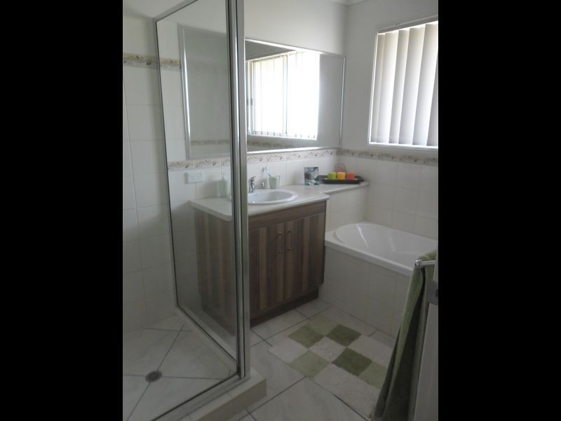 34 Hillview Parade, Kingaroy QLD 4610