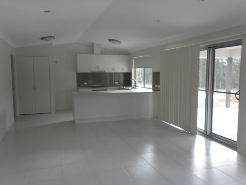 61 Lorikeet Circuit, Kingaroy QLD 4610