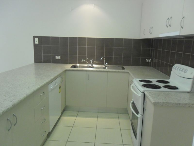 1/12 Summers Court, Kingaroy QLD 4610