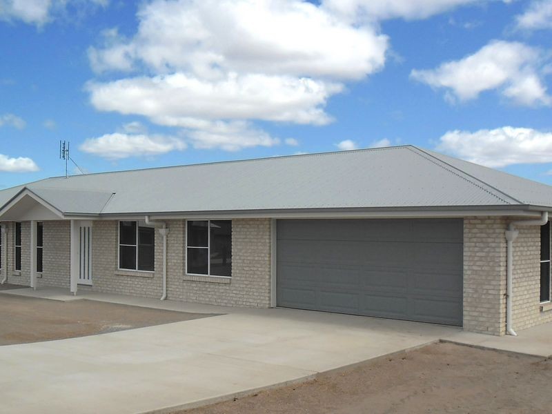 94 Rosella Parade, Kingaroy QLD 4610