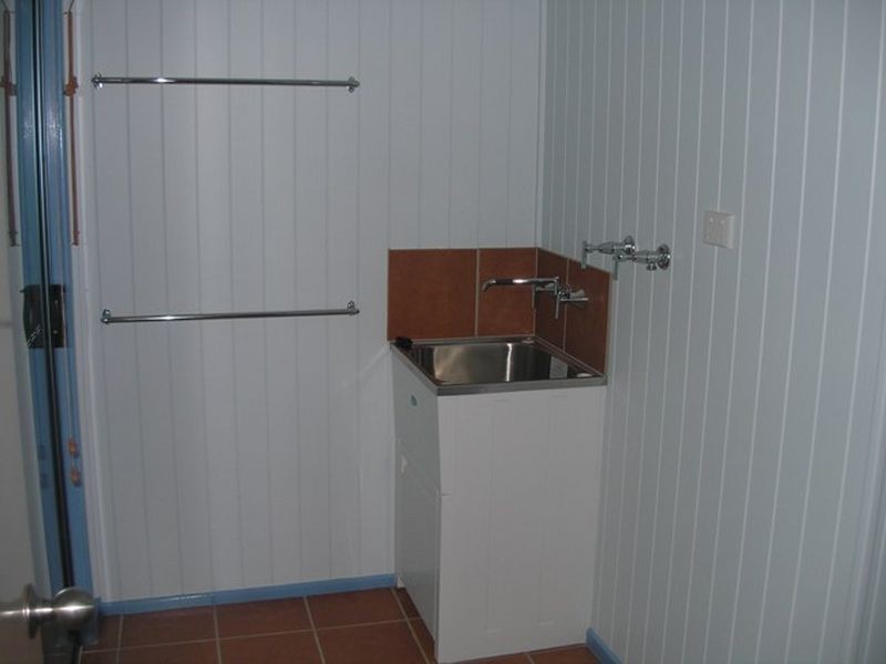 2/4 Summers Court, Kingaroy QLD 4610