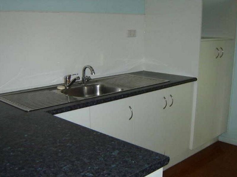 9 Booth Street, Kingaroy QLD 4610